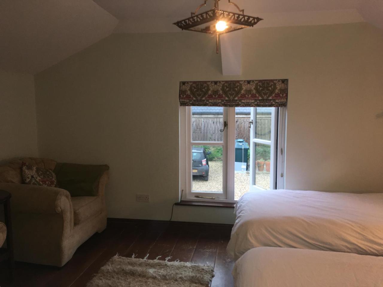 Pleck Barn B&B Ansty  Экстерьер фото